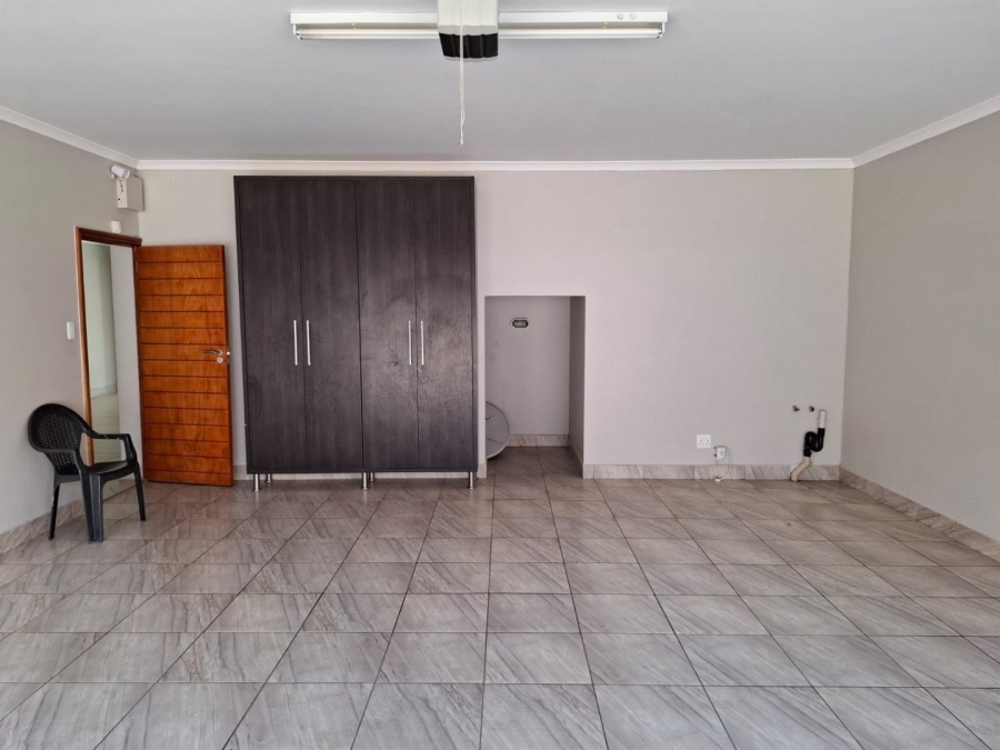 To Let 4 Bedroom Property for Rent in Groenvlei Sh Free State